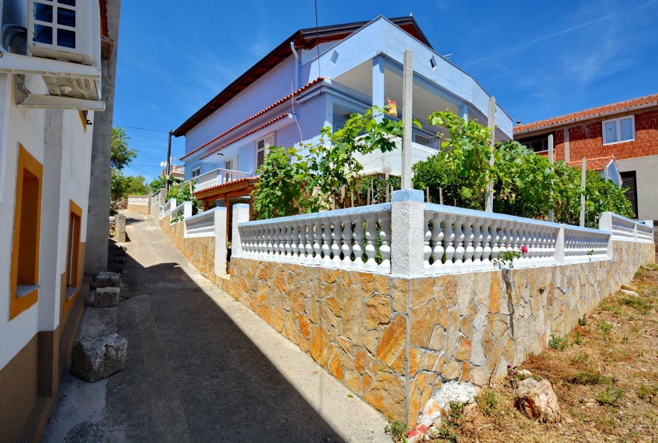 Apartment Blue Сали Экстерьер фото